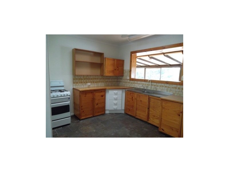 9 Eva Avenue, Redwood Park SA 5097