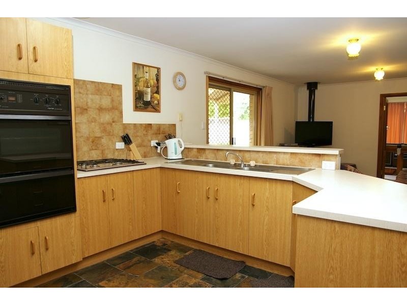 8 Glasgow Avenue, Modbury SA 5092