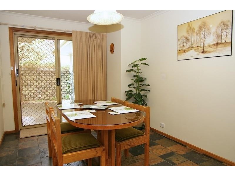 8 Glasgow Avenue, Modbury SA 5092