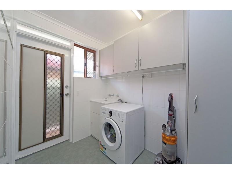 6 Launceston Avenue, Banksia Park SA 5091