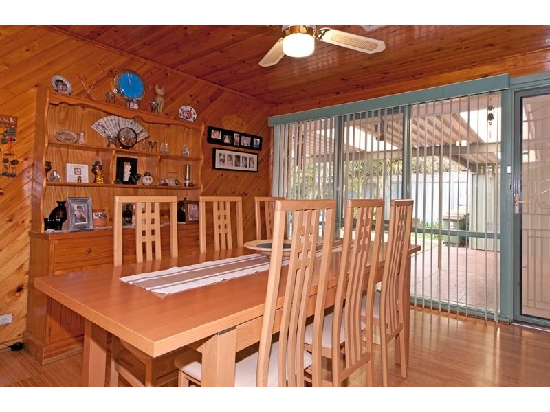 16 Roebling Street, Modbury Heights SA 5092