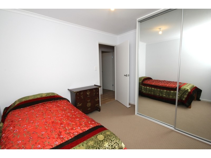 12 Haddington Crescent, Mansfield Park SA 5012