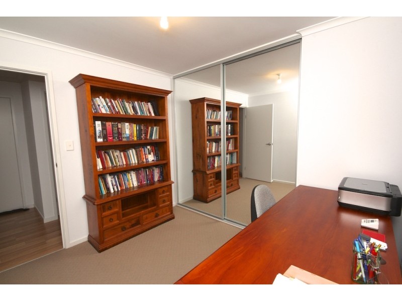 12 Haddington Crescent, Mansfield Park SA 5012