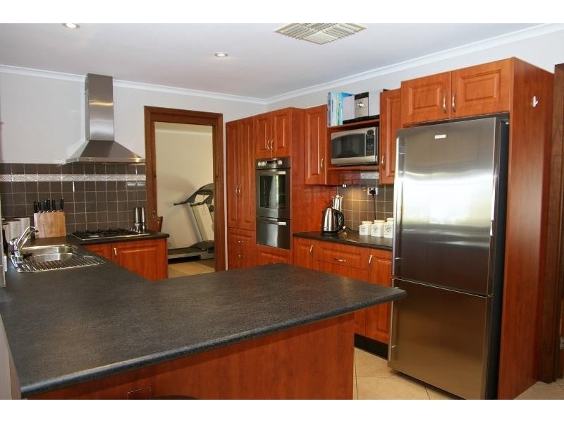 28 Mackay Court, Greenwith SA 5125