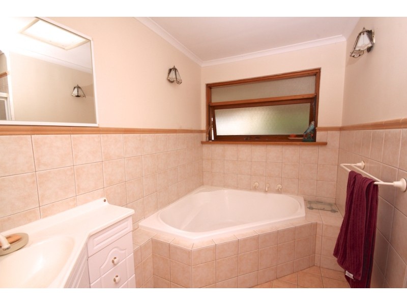 18 Rogers Crescent, Paralowie SA 5108