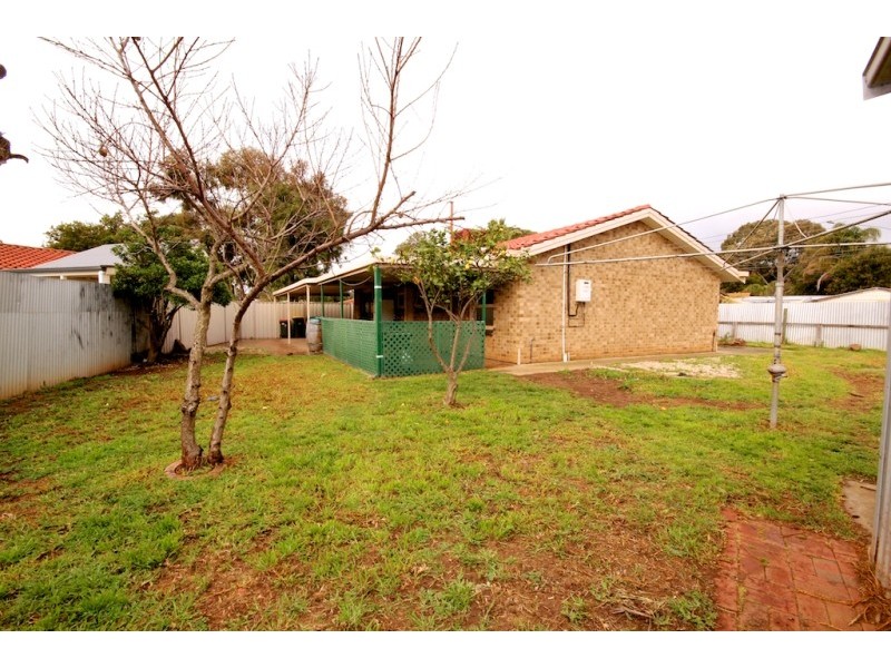 18 Rogers Crescent, Paralowie SA 5108