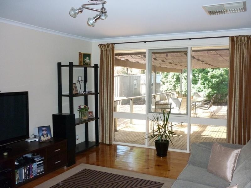 7 Valiant Court, Salisbury Heights SA 5109