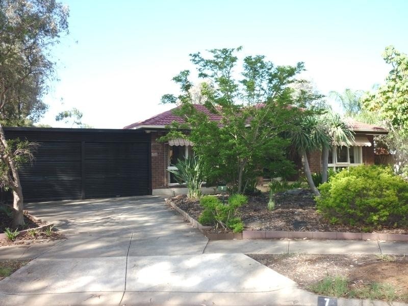 7 Valiant Court, Salisbury Heights SA 5109