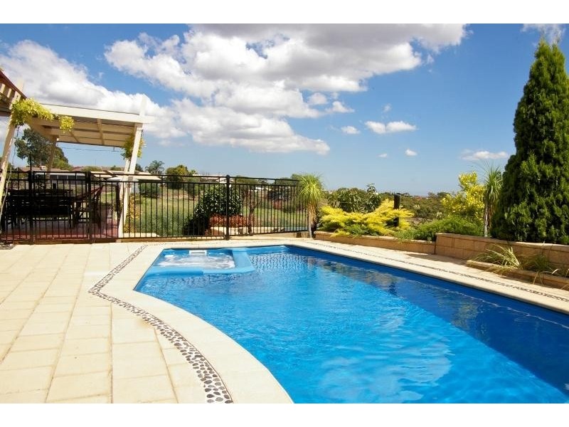 264 Kelly Road, Modbury Heights SA 5092