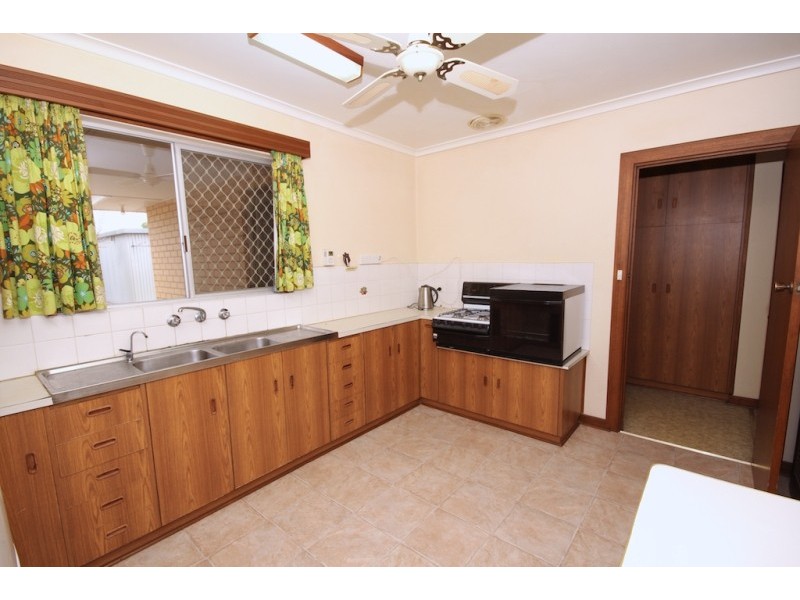 36 Tatiara Drive, Banksia Park SA 5091