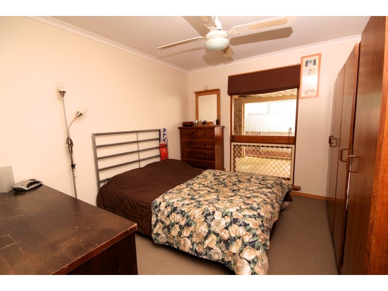 18 Rogers Crescent, Paralowie SA 5108