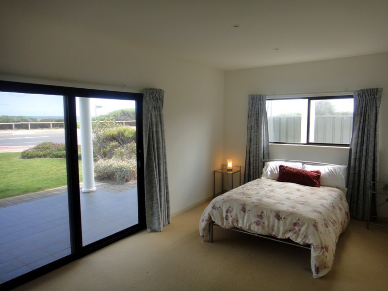 1/135 Esplanade, Aldinga Beach SA 5173