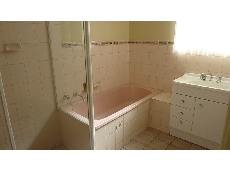 2 Wynyard Place, Redwood Park SA 5097