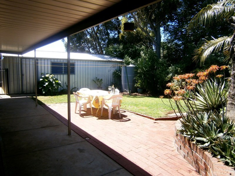 13 Heysen Avenue, Hope Valley SA 5090