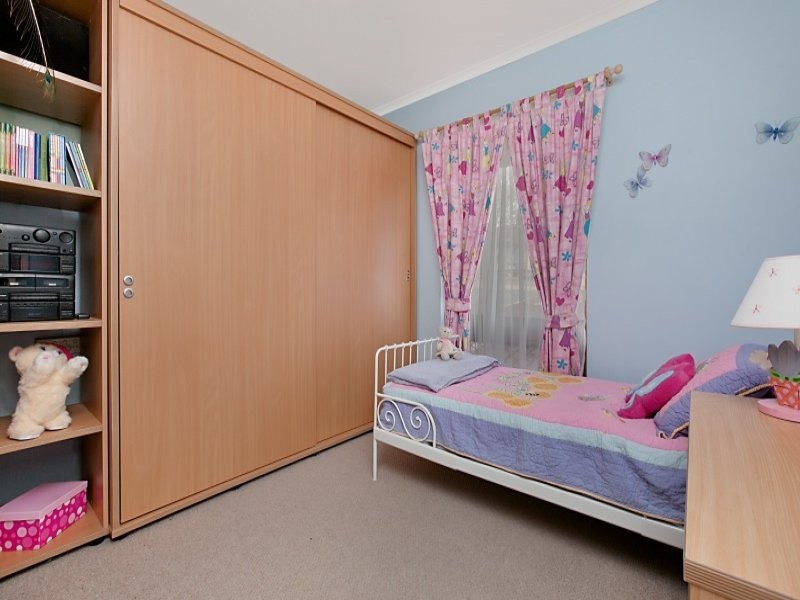 29 Gollop Crescent, Redwood Park SA 5097