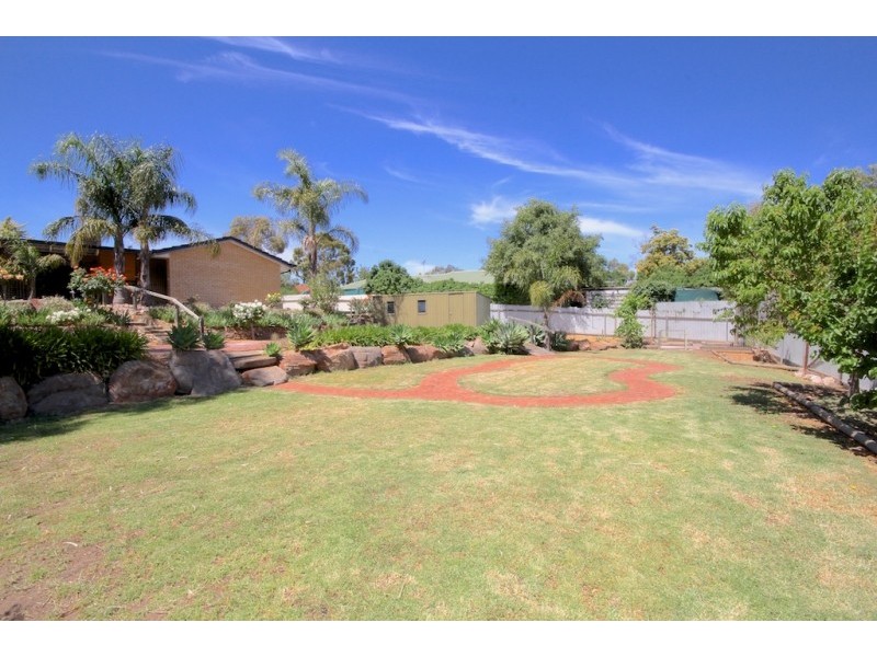 5 Gaylard Crescent, Redwood Park SA 5097