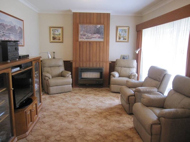 7 Eucalypt Parade, St Agnes SA 5097