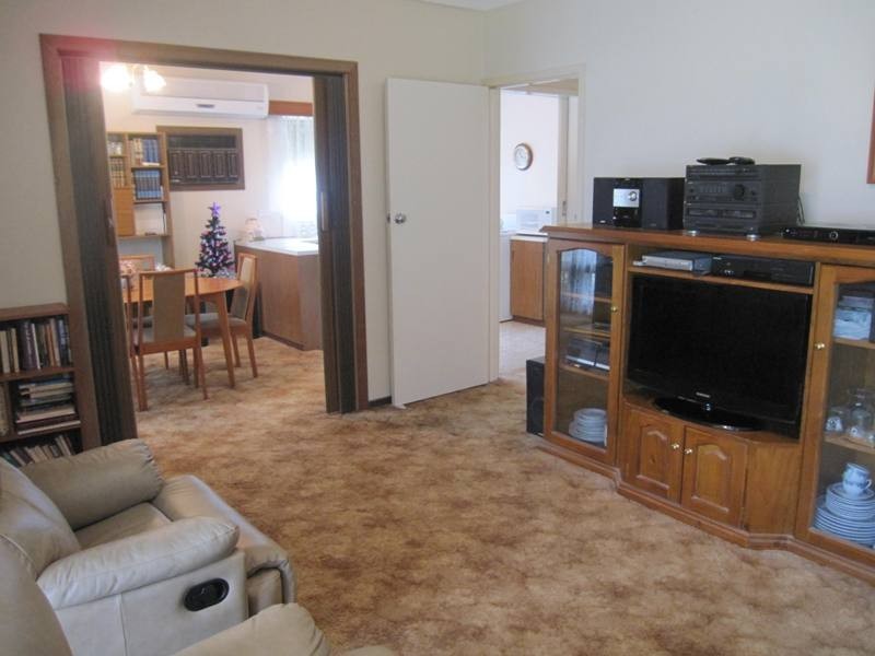 7 Eucalypt Parade, St Agnes SA 5097