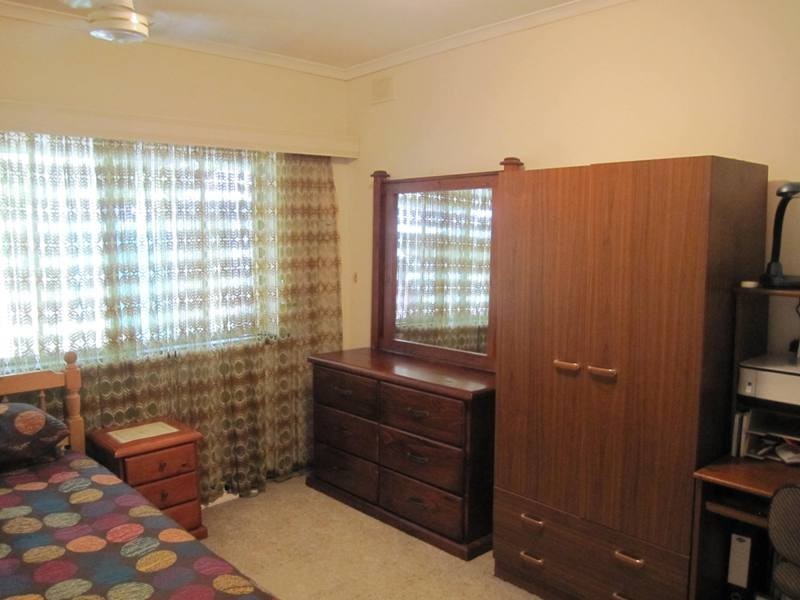 7 Eucalypt Parade, St Agnes SA 5097