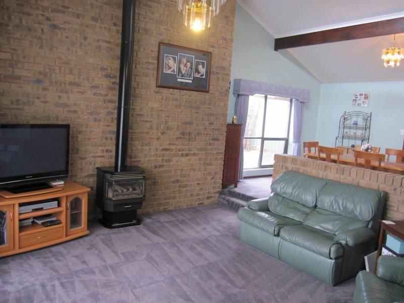 7 Greenvale Court, Wynn Vale SA 5127