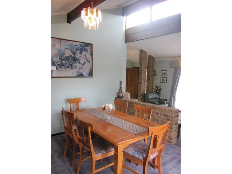 7 Greenvale Court, Wynn Vale SA 5127