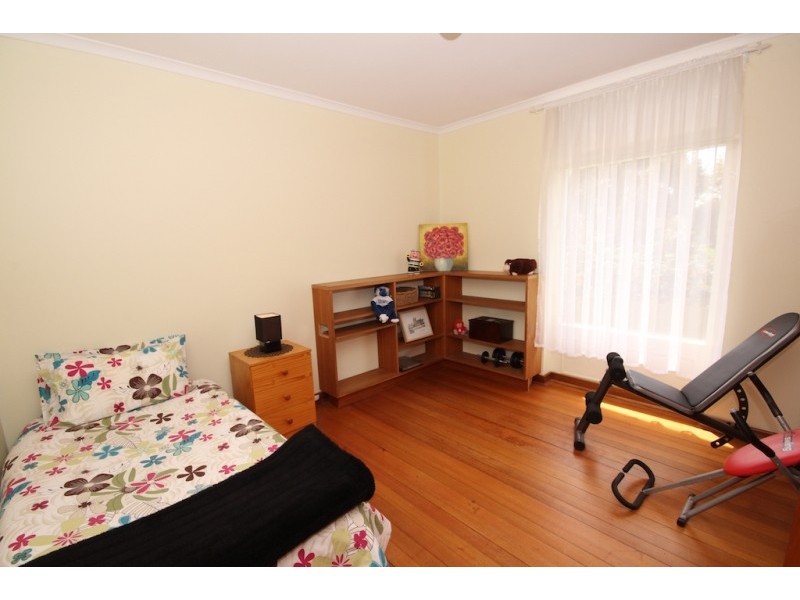 86 Whiting Road, St Agnes SA 5097