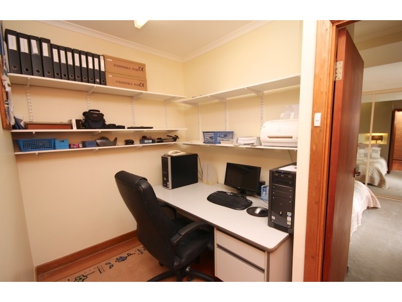 86 Whiting Road, St Agnes SA 5097