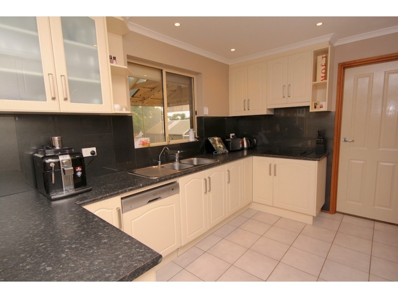 3 Cotswald Court, Gulfview Heights SA 5096