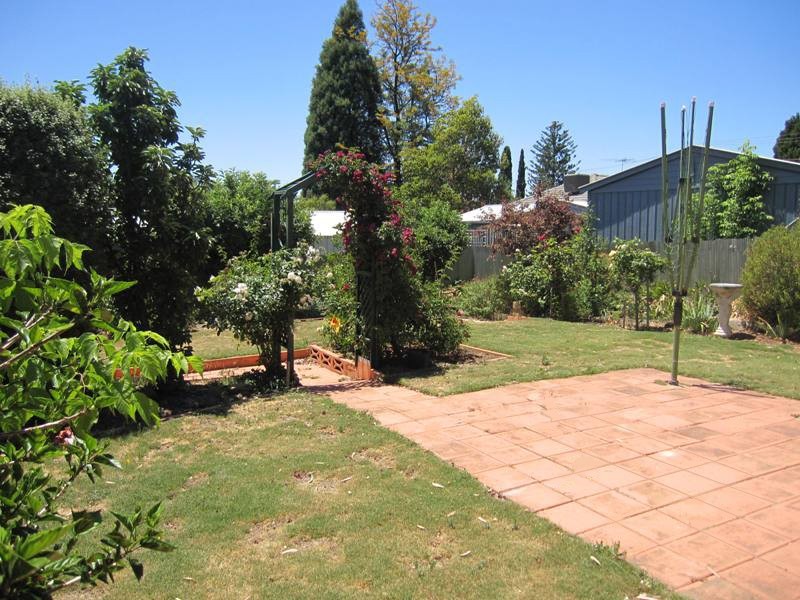 373 Hancock Road, Fairview Park SA 5126