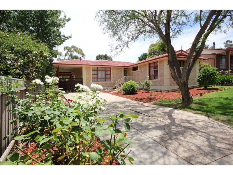 4 Kincumber Drive, Redwood Park SA 5097