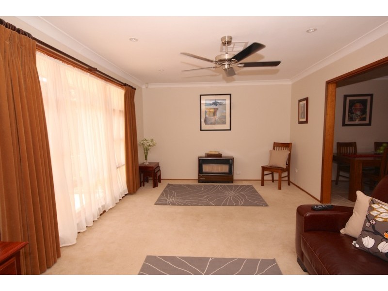 4 Kincumber Drive, Redwood Park SA 5097