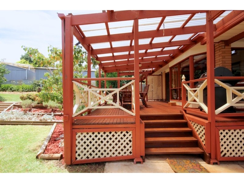 4 Kincumber Drive, Redwood Park SA 5097