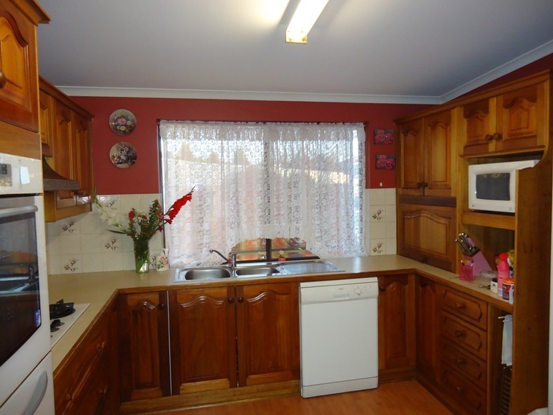 23 Whinnen Street, St Agnes SA 5097