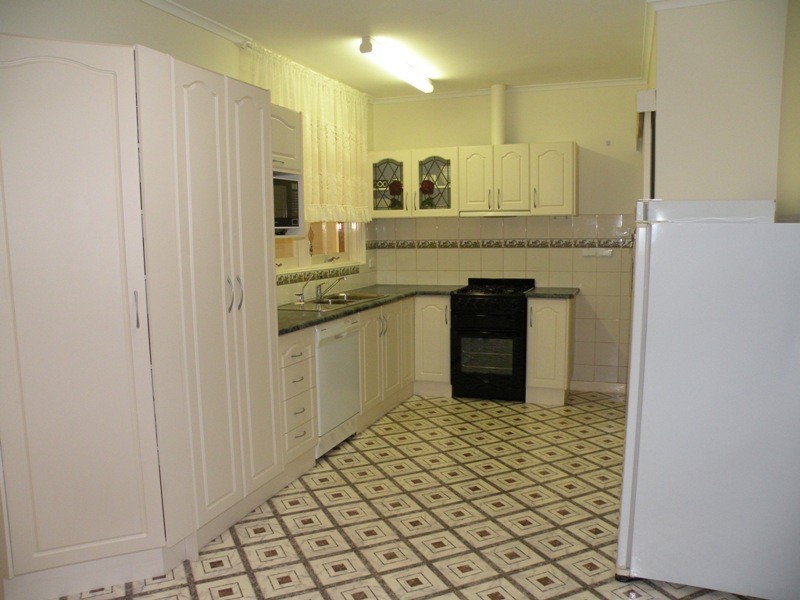 20 Conway Crescent, Valley View SA 5093