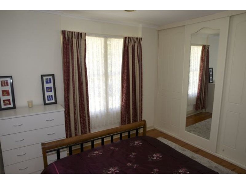 20 Conway Crescent, Valley View SA 5093