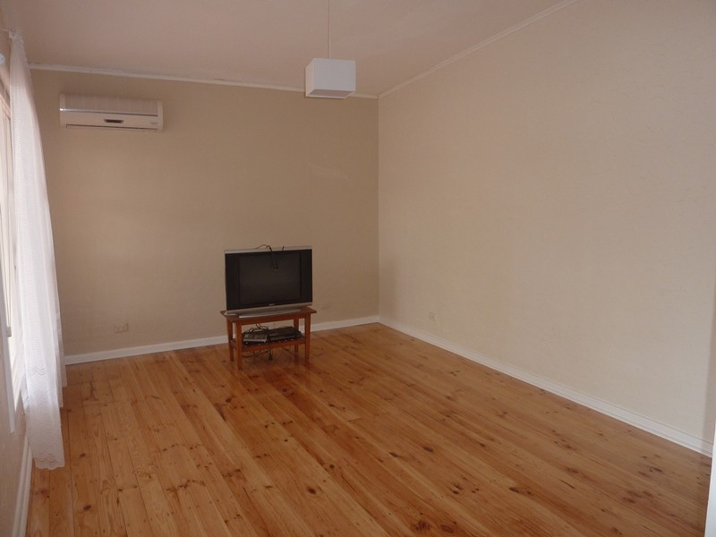 10 Malbaru Avenue, Ingle Farm SA 5098
