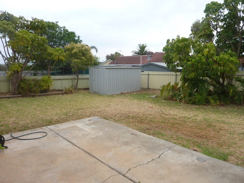 10 Malbaru Avenue, Ingle Farm SA 5098