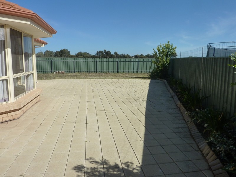 9 Woods Crt, Munno Para West SA 5115