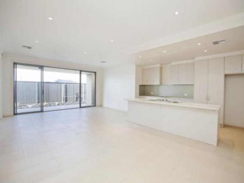 7 Coker Place, Blakeview SA 5114