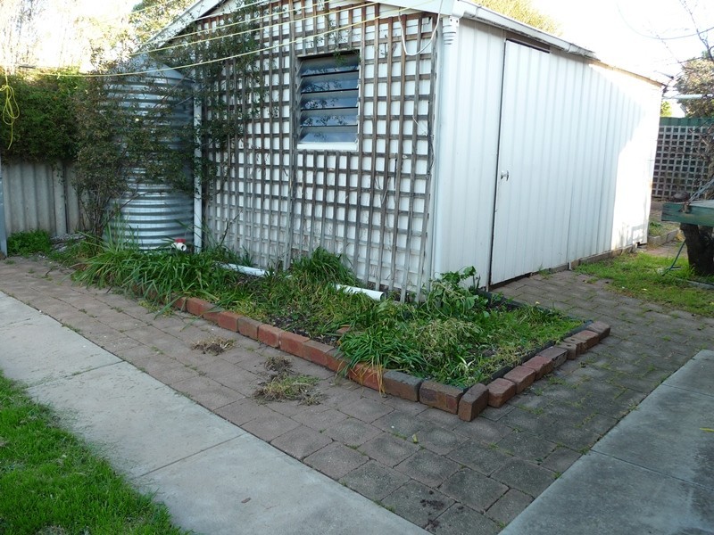17 Rex Ave, Gilles Plains SA 5086
