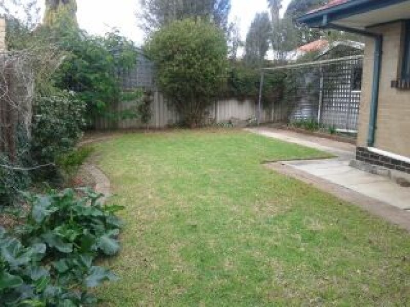 17 Rex Ave, Gilles Plains SA 5086