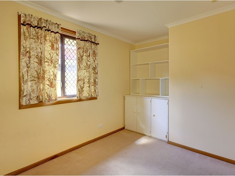 2 Deacon Court, Paralowie SA 5108
