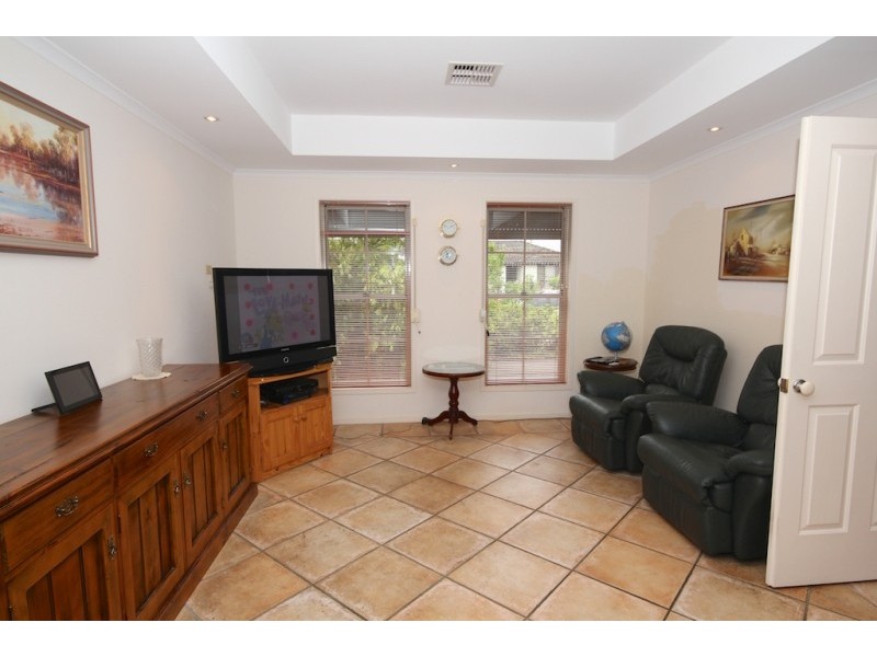 64 RM Williams Drive, Walkley Heights SA 5098