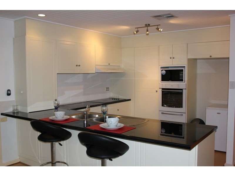 2 Birkdale Close, Fairview Park SA 5126