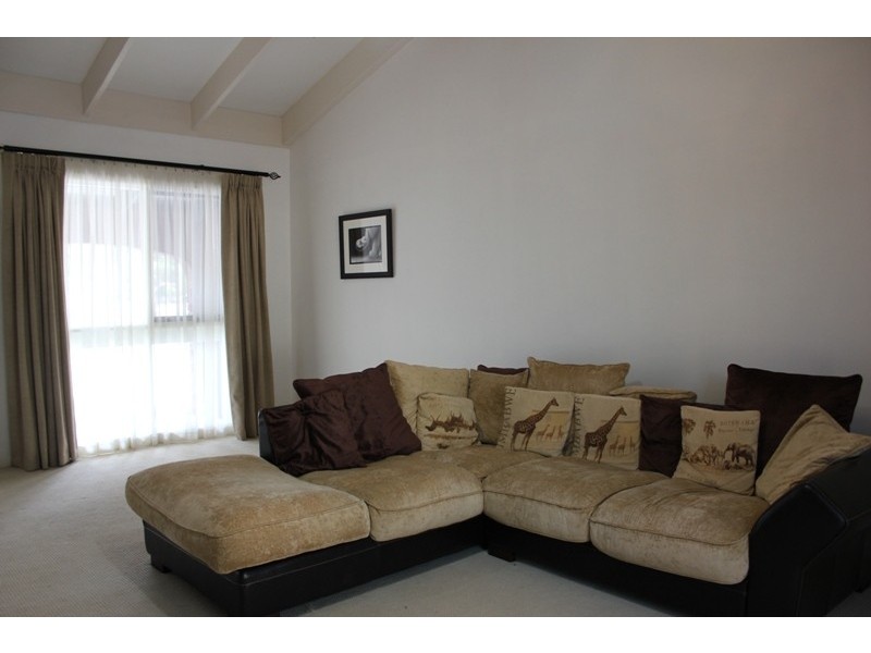 2 Birkdale Close, Fairview Park SA 5126