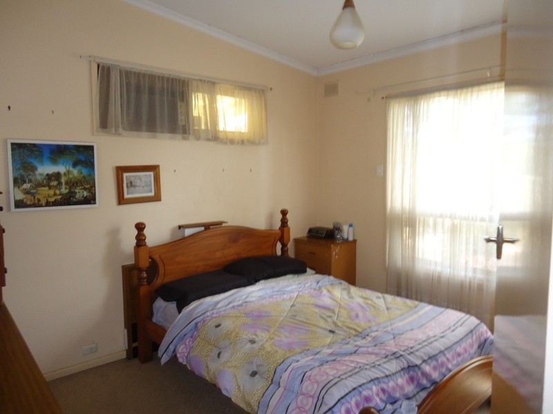 31 Cheryl Avenue, Valley View SA 5093