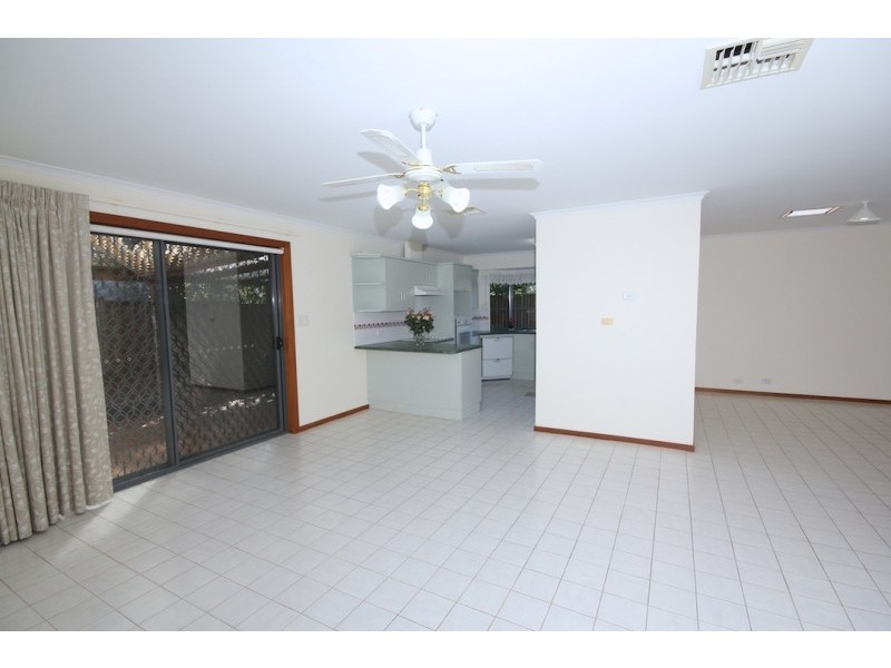 60 Attingham Crescent, Oakden SA 5086