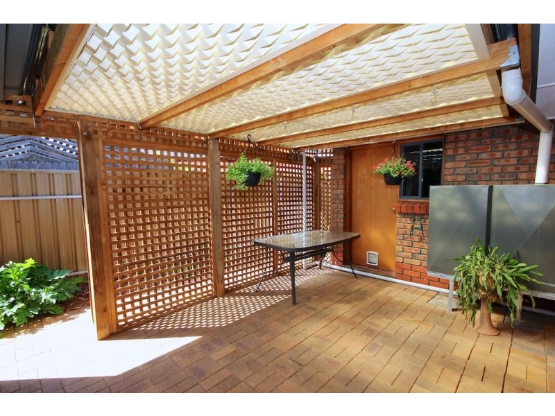 60 Attingham Crescent, Oakden SA 5086