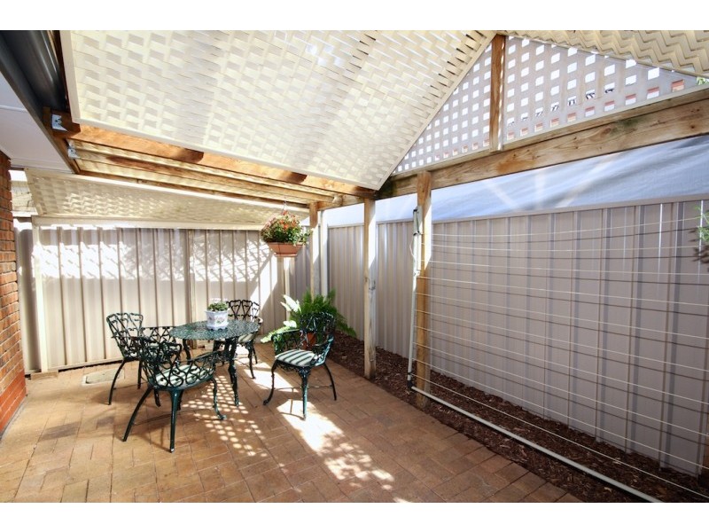 60 Attingham Crescent, Oakden SA 5086