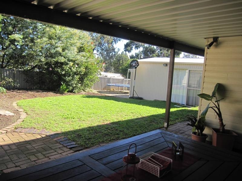 4 Hakea Street, Surrey Downs SA 5126